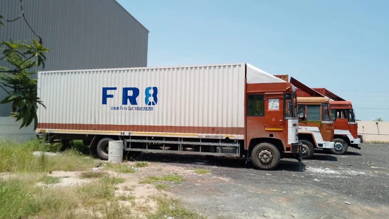 pune Truck Image